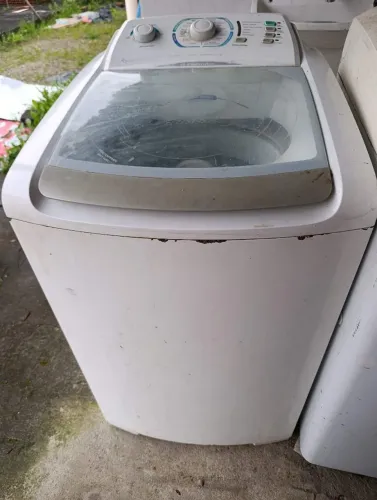Máquina deavar com defeito