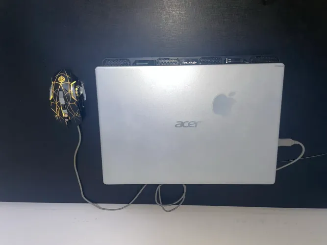 Vende-se notbook