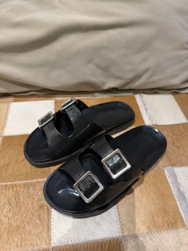 Melissa wide lots of love original preta 33/34