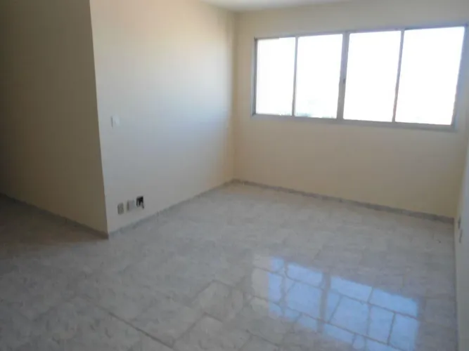 Apartamento com 3 dormitórios para alugar, 90 m² por R$ 2.901,37/mês - Vila João Jorge - C