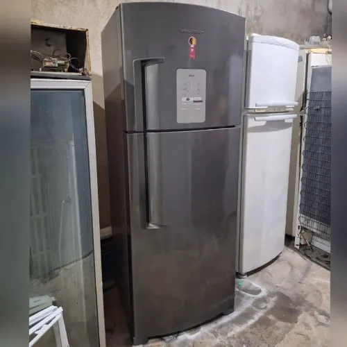 Geladeira Brastemp cinza 440L-3 meses de garantia