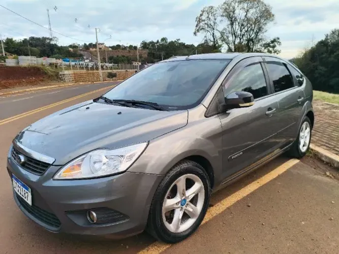 Ford Focus 2.0 16v/ 2.0 16V Flex 5P 2013