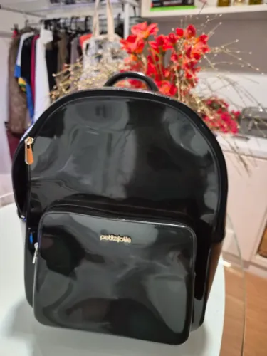 MOCHILA PETITE JOLIE PRETA