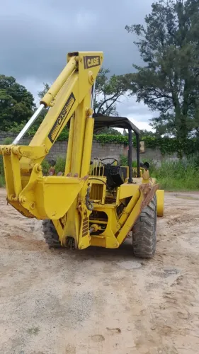 Retro Escavadeira Case 580H
