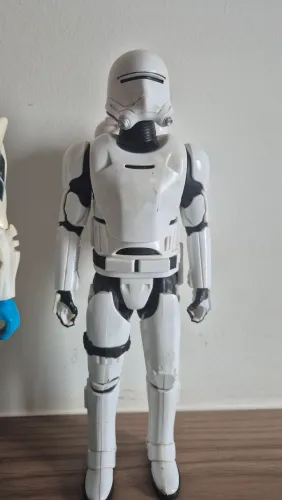 Boneco Stormtrooper - Star Wars, estilo First Order