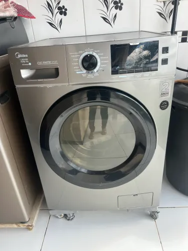 Máquina lava e seca Midea