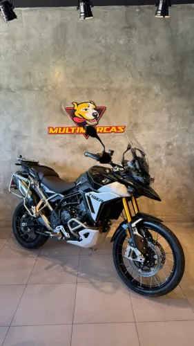 TIGER 900 RALLY PRO 2024 DE CINEMA
