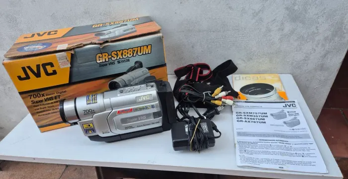 Filmadora Compacta JVC Modelo GR-SXM887UM 11V