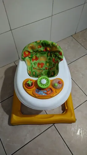 Andaja de bebê