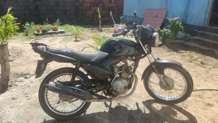 Moto YBR