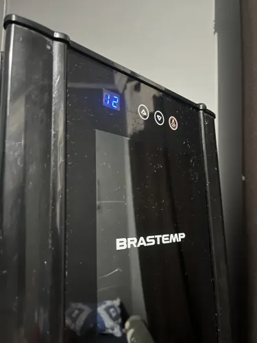 Adega para Vinhos Brastemp
