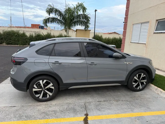 Volkswagen Nivus Highline 1.0 200 TSI Flex AUT 2024