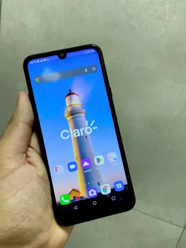 Celular em perfeito estado