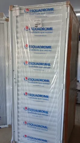 Oferta porta aluminio branca pintura eletrostática promoção a vista R$699,90