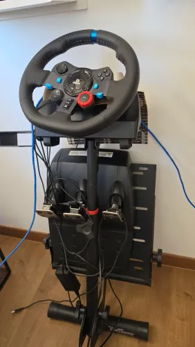 Volante G29 + Cockpit