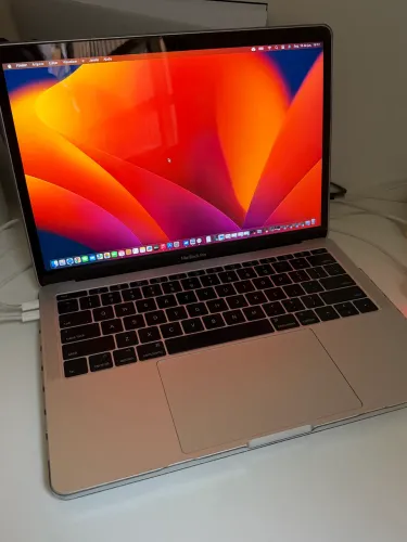 MacBook 13 PRO