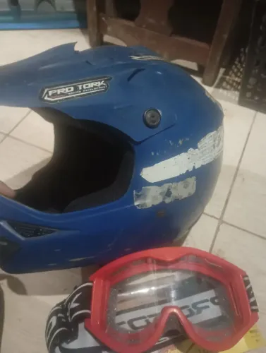 Capacete