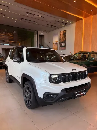Jeep Renegade S T270 1.3 TB 4X4 Flex Aut. 2024