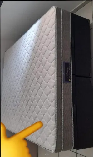 Cama Box baú Queen