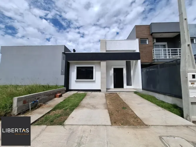 Casa 3 Dorm com Pé Direito Alto e 2 Vagas | Zona Sul POA
