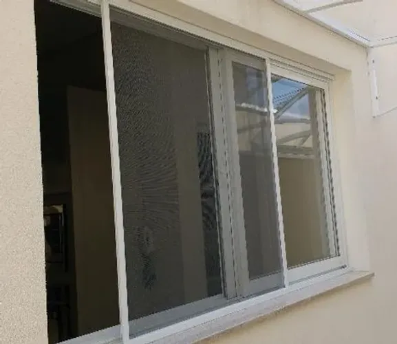 Tela mosqueteira para janelas e portas na PROMOÇÃO!