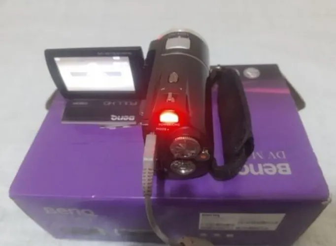 Filmadora Benq dv m21