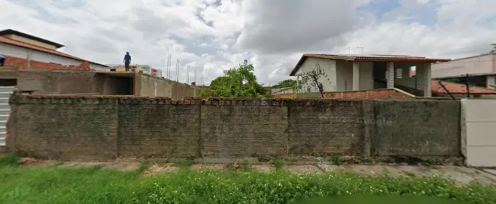 Lote Comercial para Alugar no Bairro Ininga, Teresina-PI ( 576,00 m²)