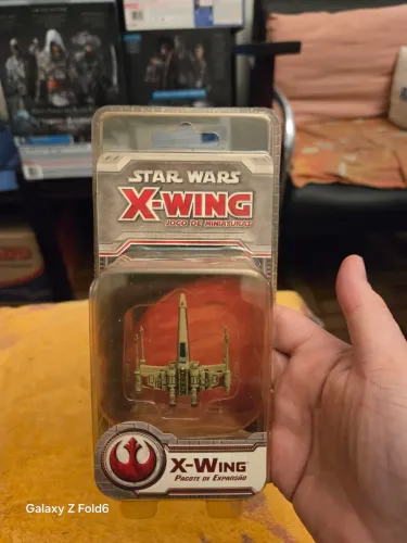 Miniatura X-Wing jogo tabuleiro