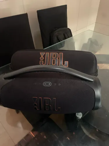 Caixa de Som JBL Boombox 3 Wi-Fi Bluetooth Bateria Recarregável 200W Preta