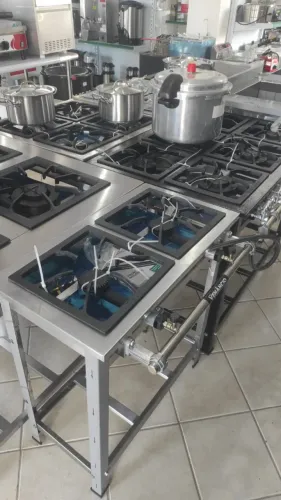 Bh Fogão Industrial inox ou ferro pintado orçamento HJ EQUIPAMENTOS