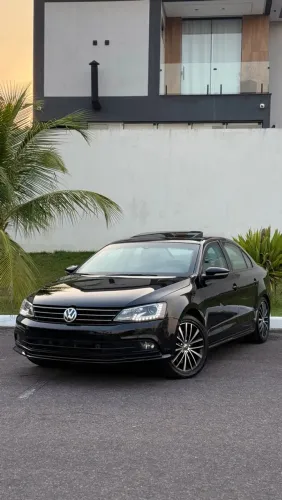 Volkswagen Jetta Highline 2.0 TSI 16V 4P Tiptronic 2017
