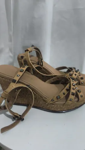 Salto alto Carmens Steffens 