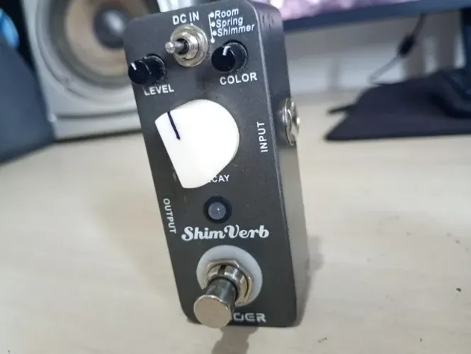 Pedal de Reverb para Guitarra