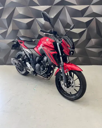 FZ25 250 FAZER CONNECTED
