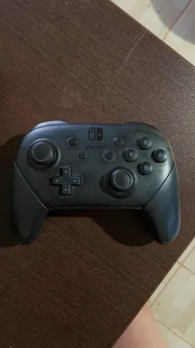 Controle Nintendo Switch Pro Controller original