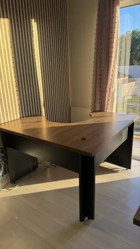 Mesa de escritório ilha