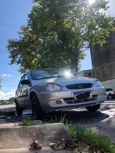Chevrolet Corsa Sedan Super/ Classic 1.6 MPFI 8V 4 2004
