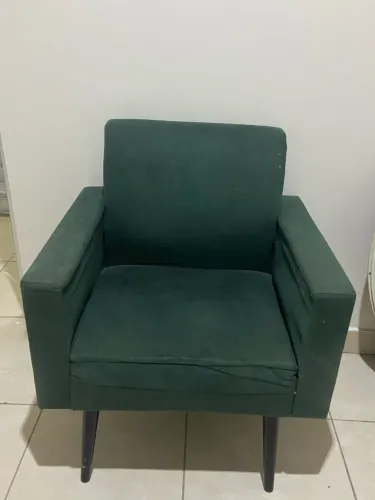 Poltrona Estofada - Confortável e Moderna