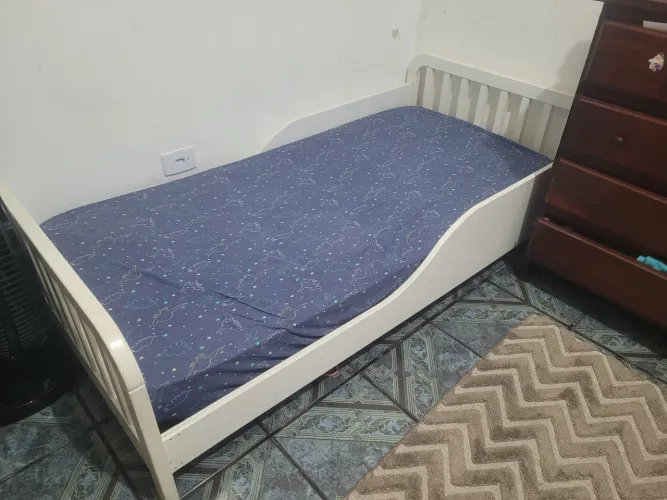 Cama e colchão junior tok stok