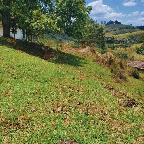 LOTES AMPLOS EM IGARATÁ/SP