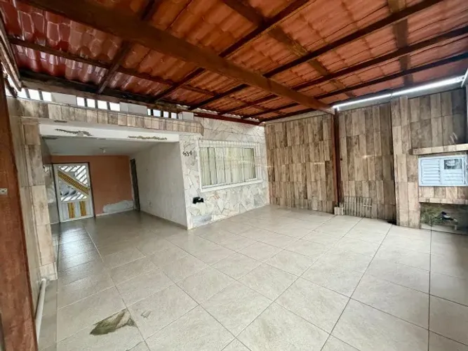 Casa à Venda Praia Grande com Edícula 