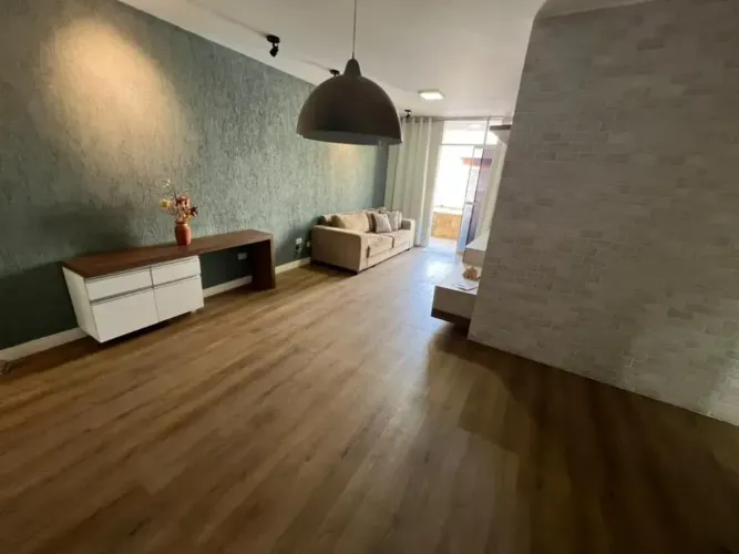 Imóvel para aluguel possui 75 metros quadrados com 3 quartos