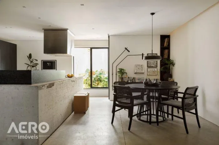 Casa com 3 dormitórios à venda, 191 m² por R$ 940.000,00 - Jardim Estoril - Bauru/SP
