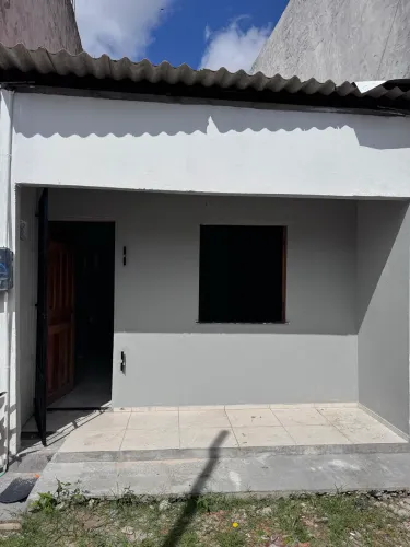 VENDO CASA APENAS  R$ 140 MIL 