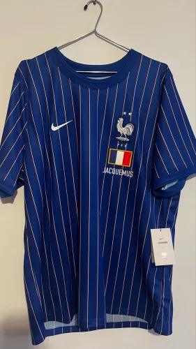 Camisa França Jacquemus 2026 pré jogo nova na etiqueta