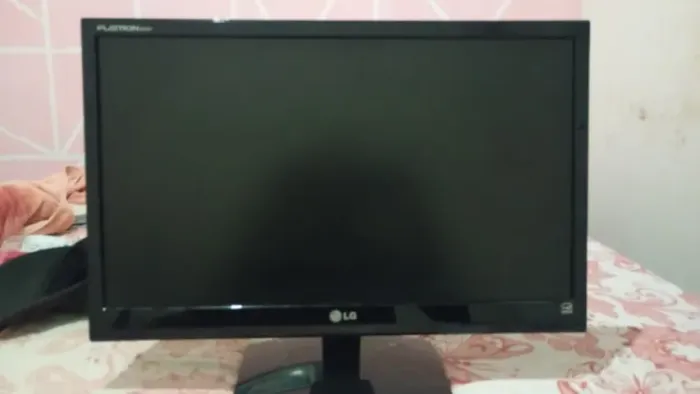 Monitor LG FLATRON E2241