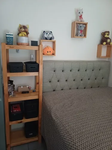 Lindo conjunto em madeira pallet.