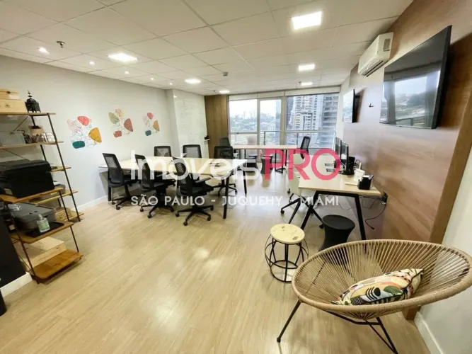 Conjunto mobiliado e pronto para uso para locação com 42m² e 2 vagas no Parque da Cidade