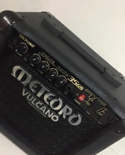 Cubo Amplificador Meteoro Space Junior 35gs 35w P/ Guitarra + BRINDES BAG CASE / CABO P10
