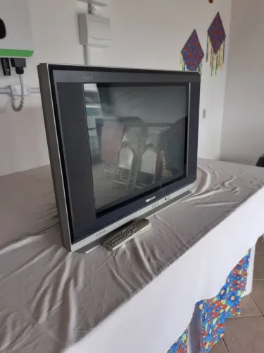 TV de tubo 35 polegadas
